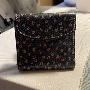 Patrica Nash Denim daisy pattern small wallet No tags never used